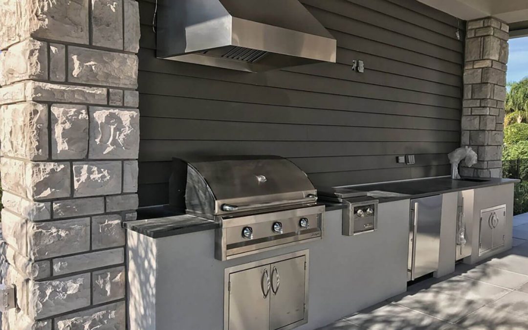 stone outdoor kitchen