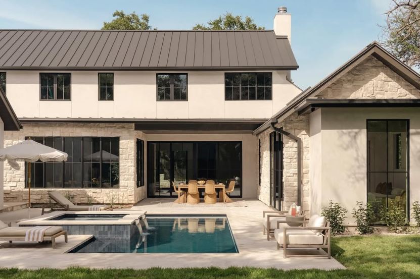 Crafting Timeless Homes with Cedar & Oak and Horizon Stone